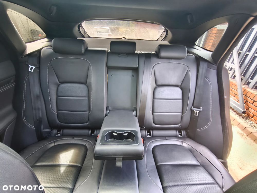 Jaguar F-Pace 2.0 i4D AWD R-Sport - 14