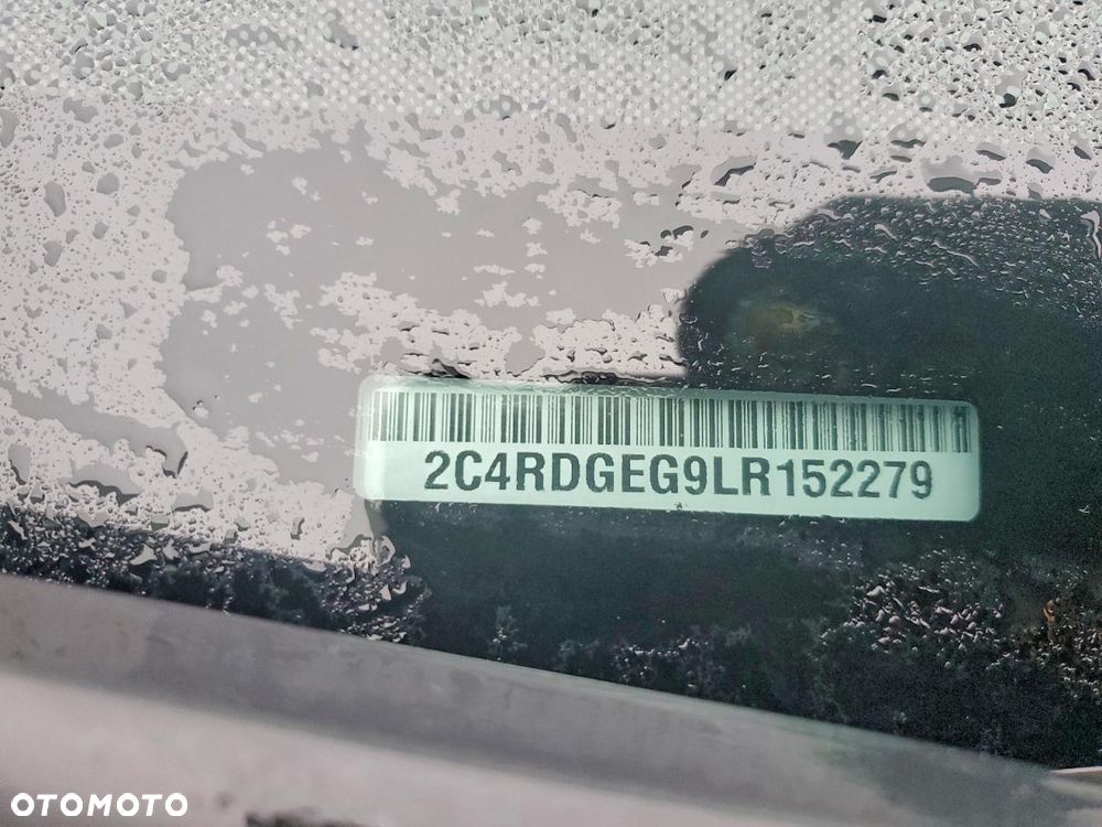 Dodge Grand Caravan - 14