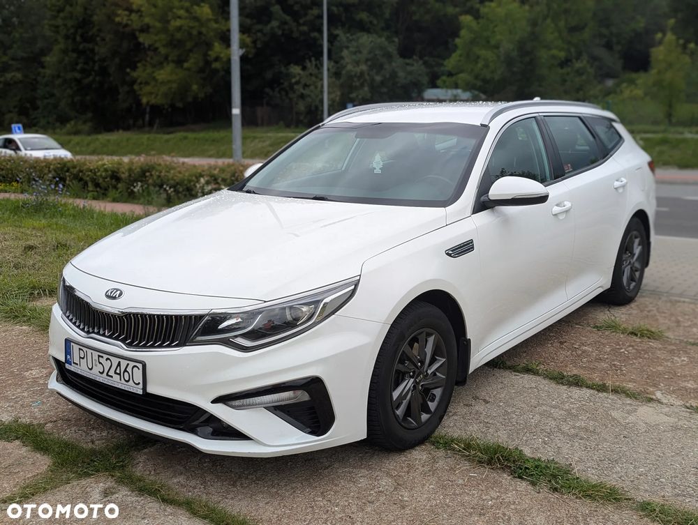 Kia Optima - 1