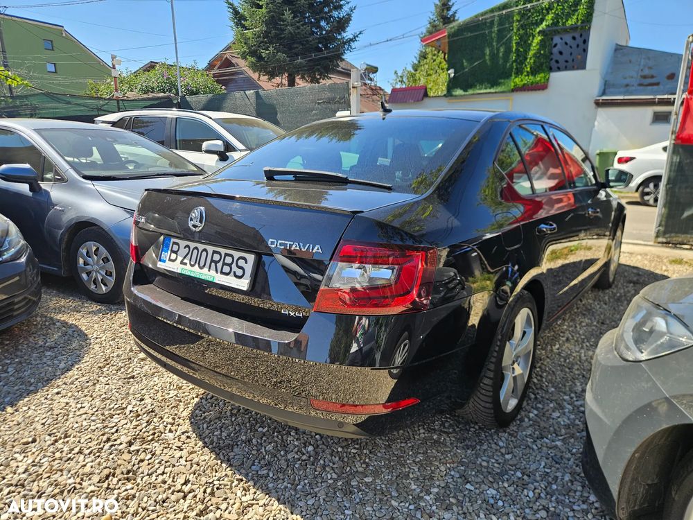 Skoda Octavia 2.0 TSI DSG 4X4 Style - 2