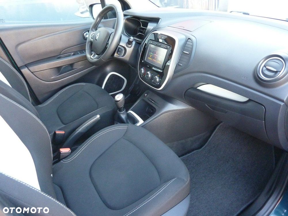 Renault Captur - 16