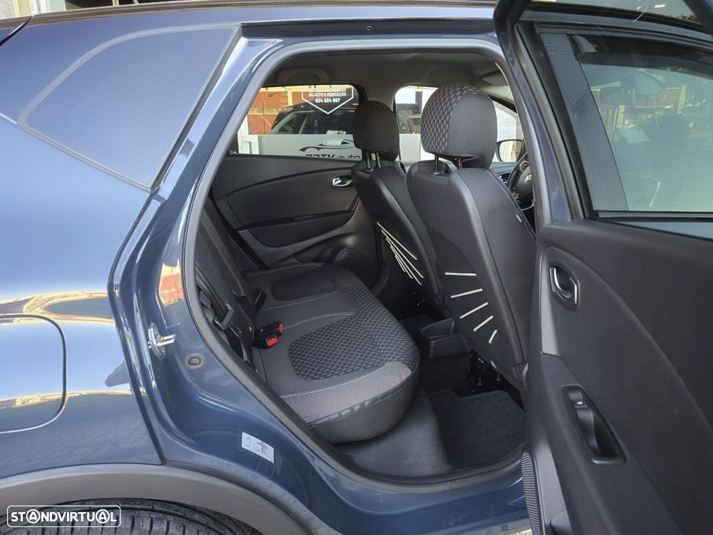 Renault Captur 0.9 TCE Exclusive - 17