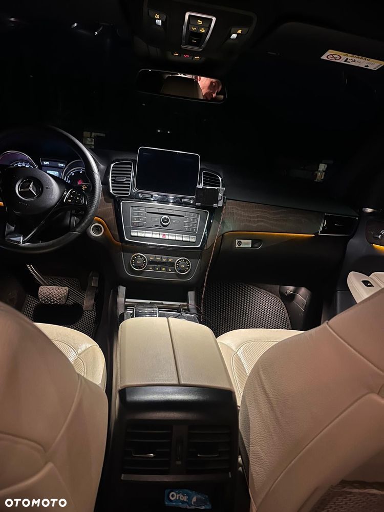 Mercedes-Benz GLE - 8