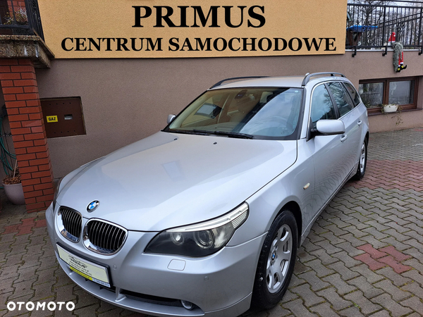 BMW Seria 5 523i Touring