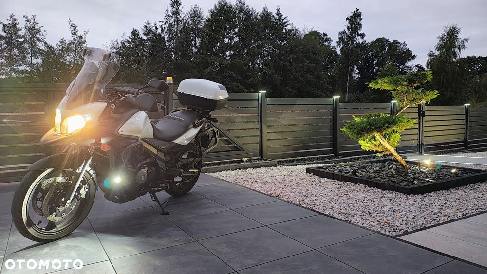 Suzuki V-STROM - 13