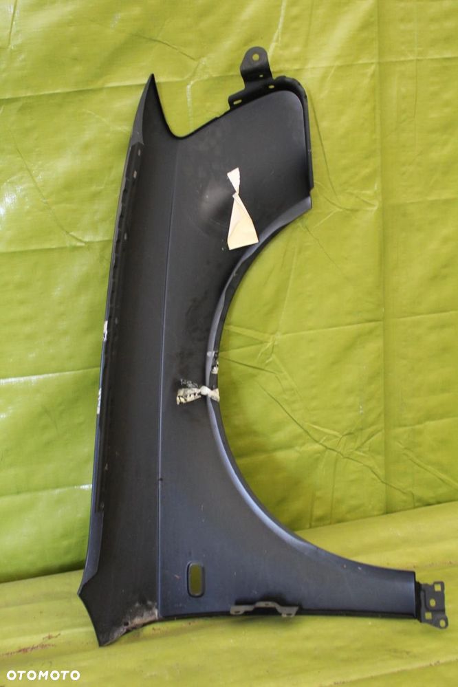 Błotnik Audi A4 B7 2004-2008r. przód lewy - 2