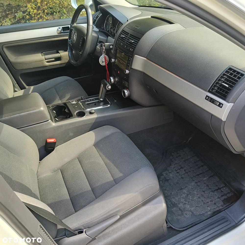 Volkswagen Touareg 3.0 V6 TDI DPF Automatik - 9