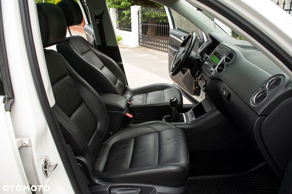 Volkswagen Tiguan 1.4 TSI 4Motion Trend & Fun - 22