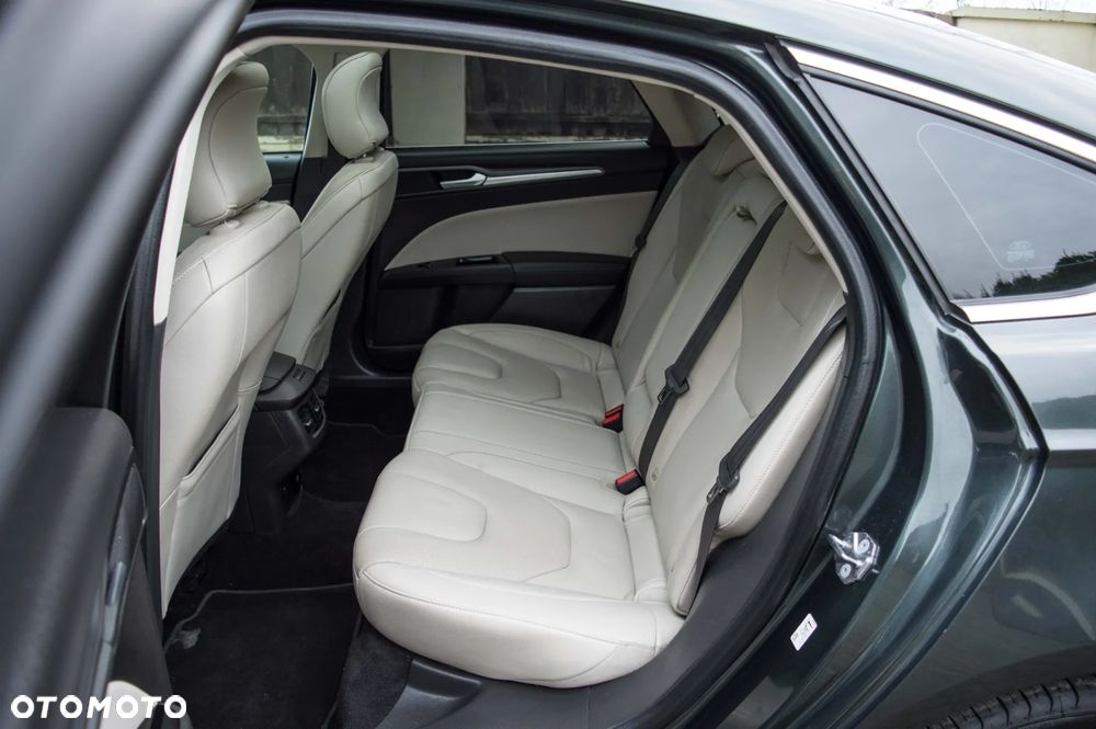 Ford Mondeo 2.0 TDCi Titanium - 29