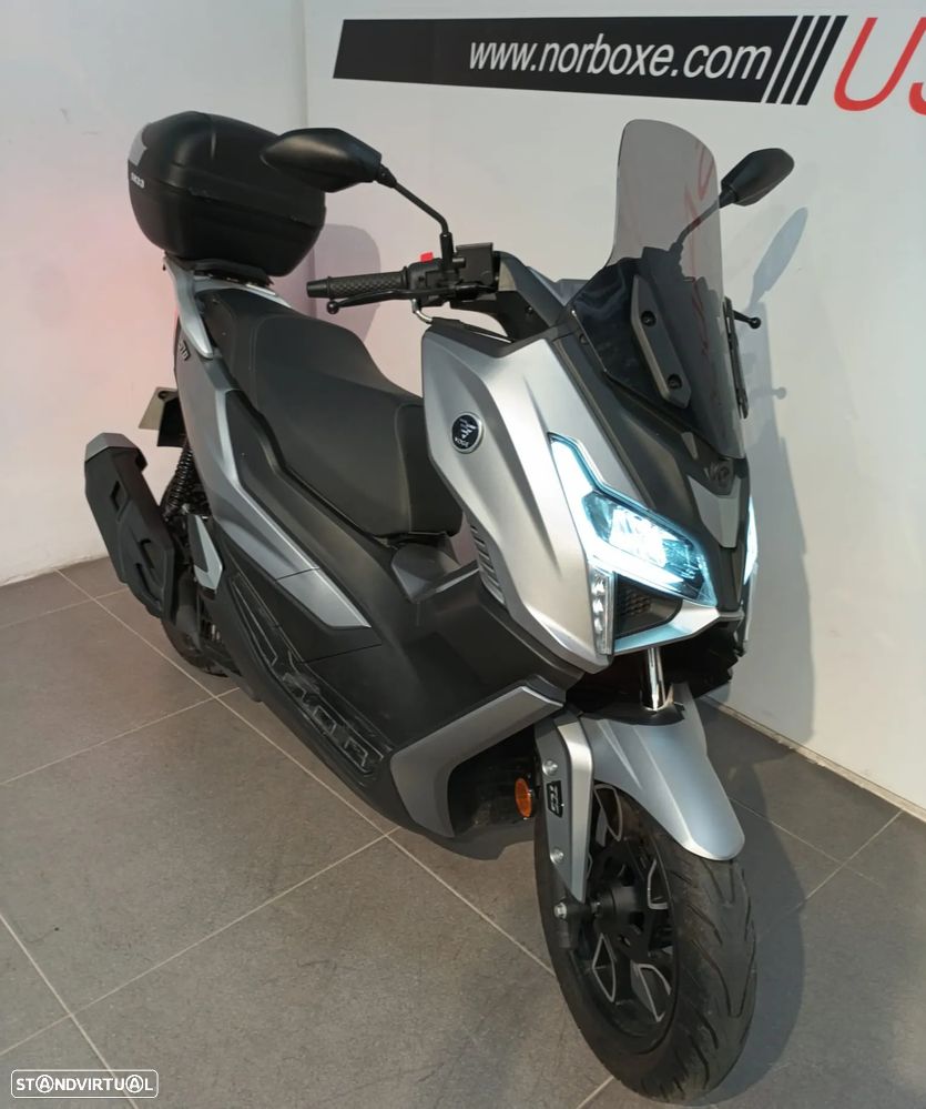 Voge SR1 - 4