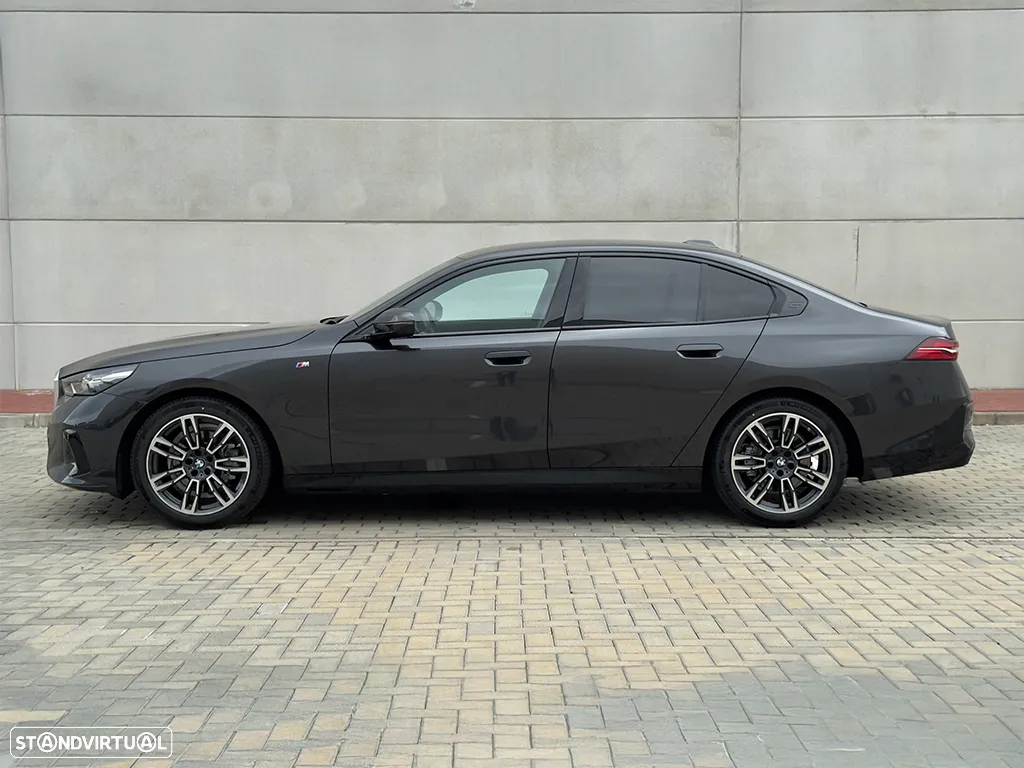 BMW 520 d Pack Desportivo M - 3