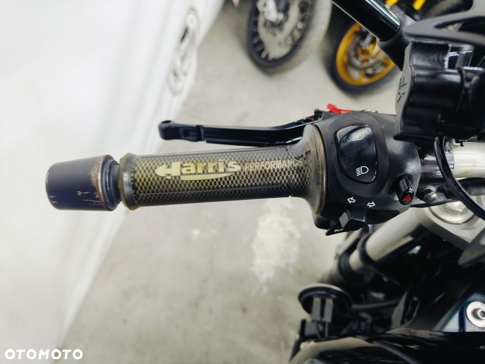 Yamaha FZ6 - 16