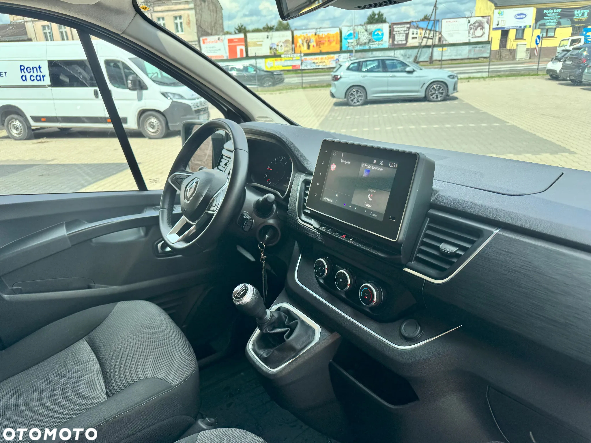 Renault Trafic - 10
