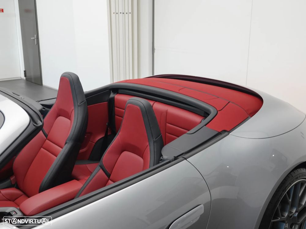 Porsche 911 Série F - 30