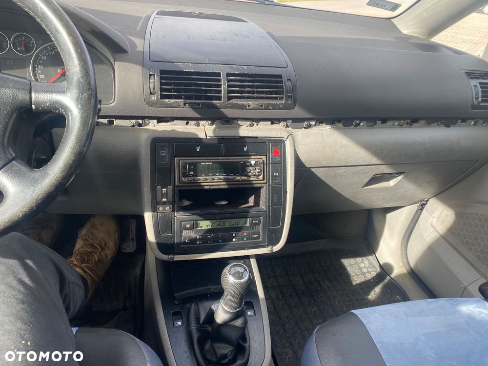 Volkswagen Sharan 1.9 TDI - 19