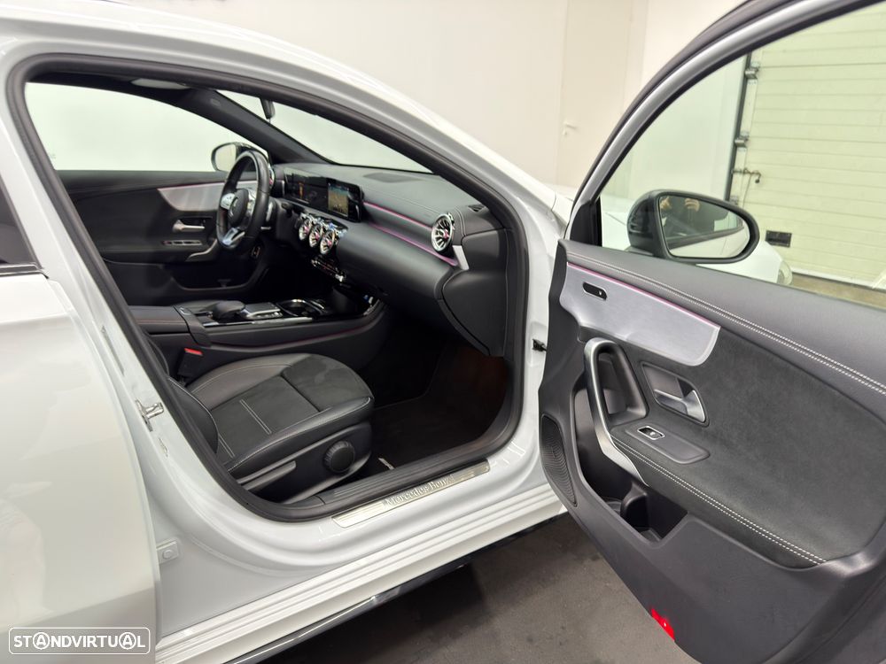 Mercedes-Benz A 250 e 8G-DCT Edition AMG Line - 15