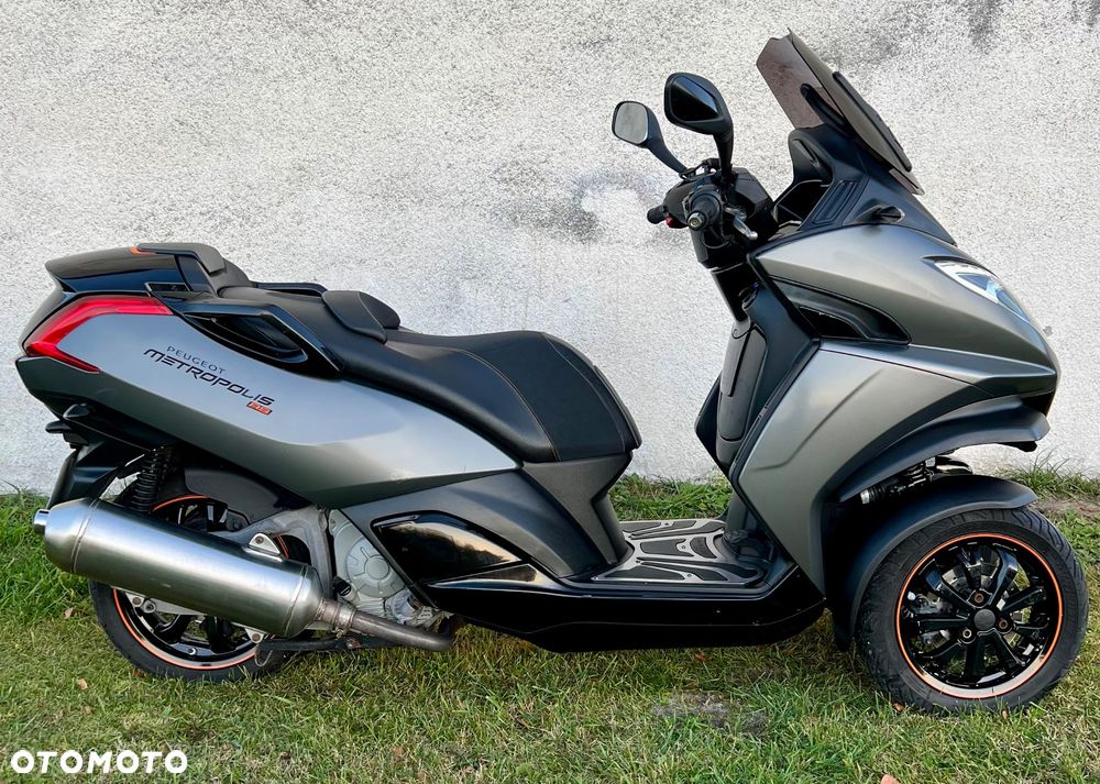 Peugeot Metropolis - 3