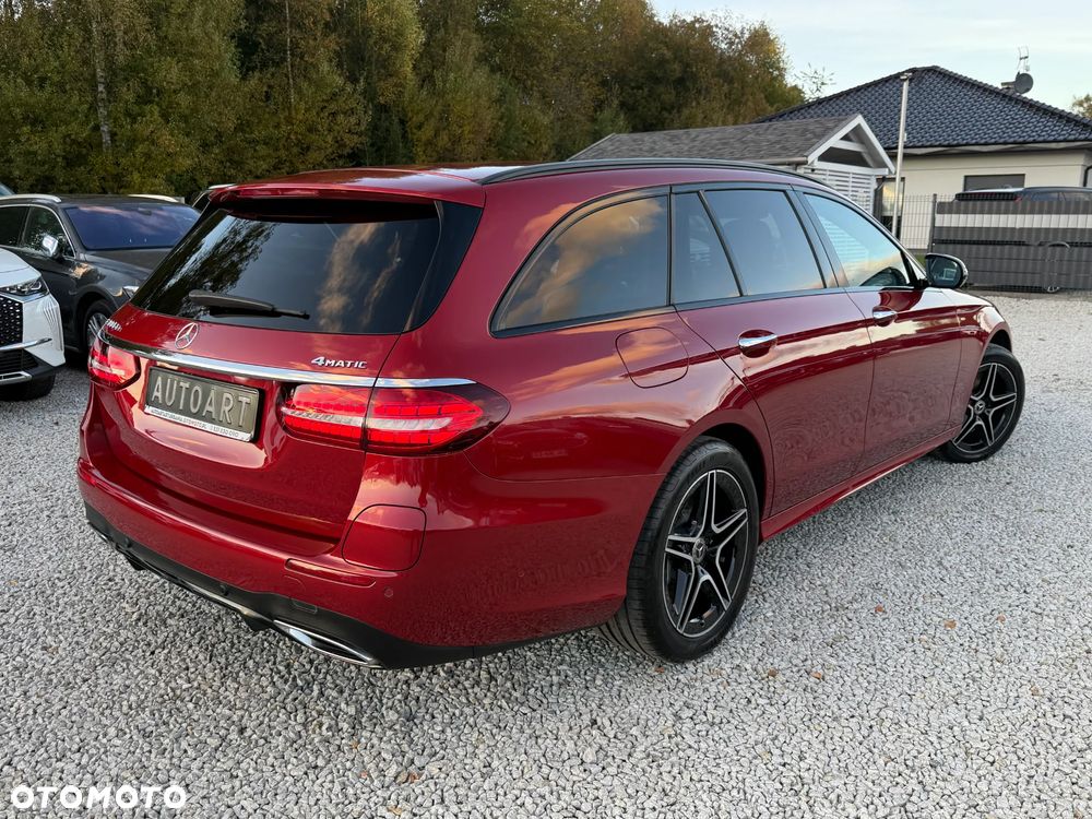 Mercedes-Benz Klasa E - 16