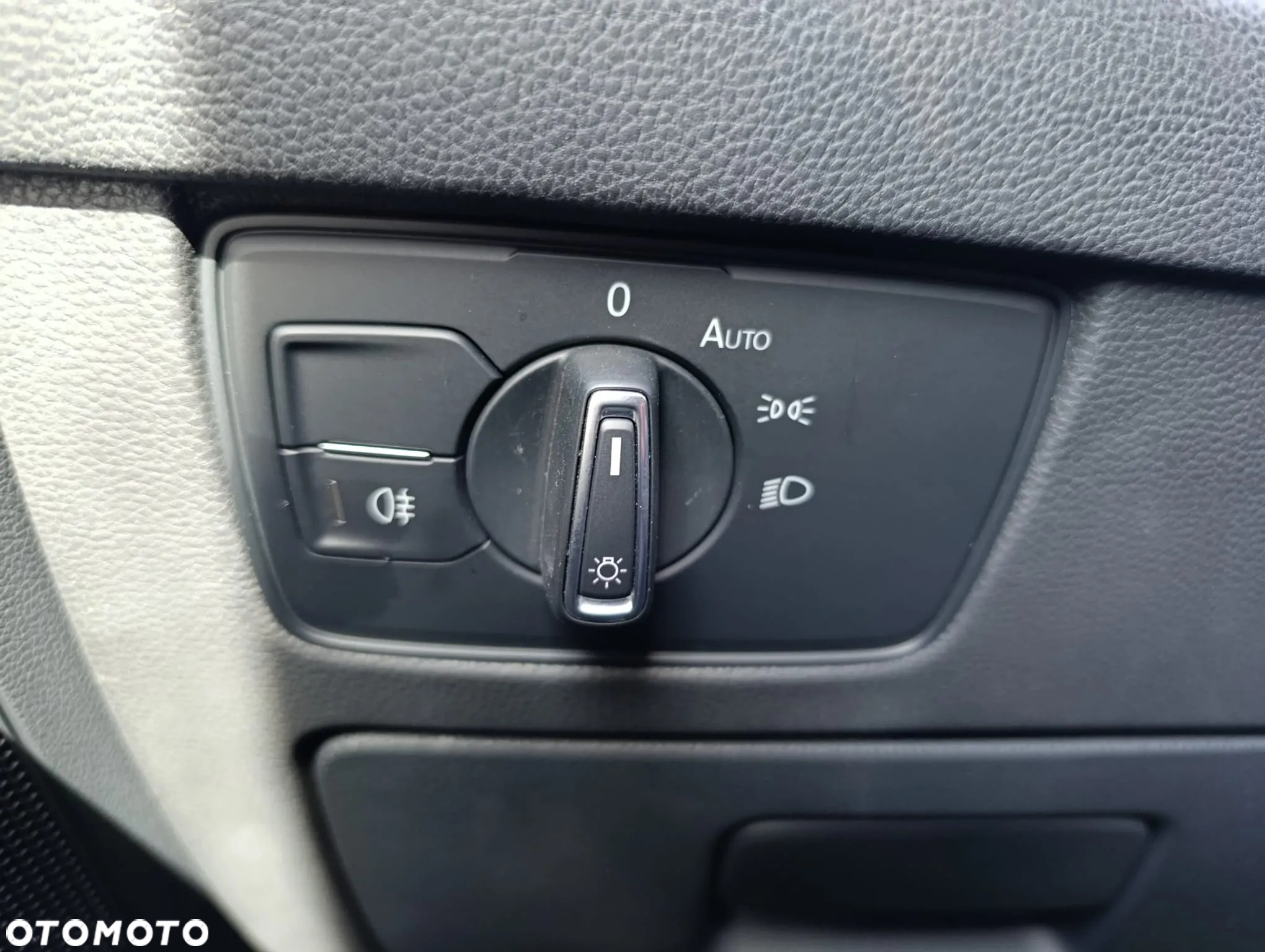 Volkswagen Arteon 2.0 TSI Elegance DSG - 24