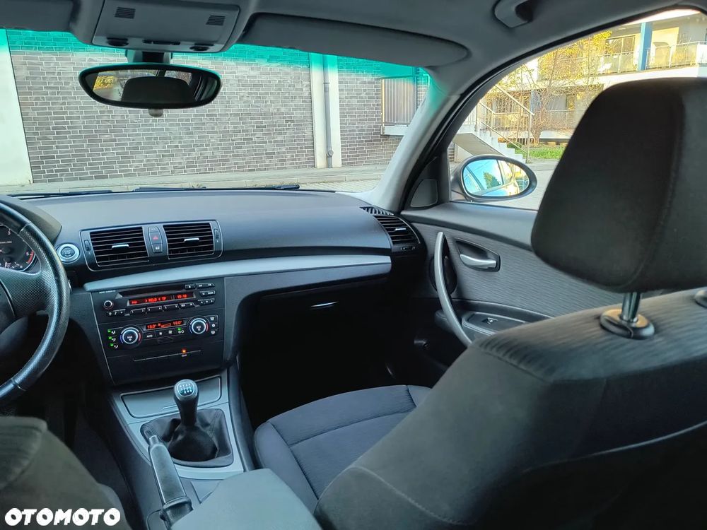 BMW Seria 1 118d - 9