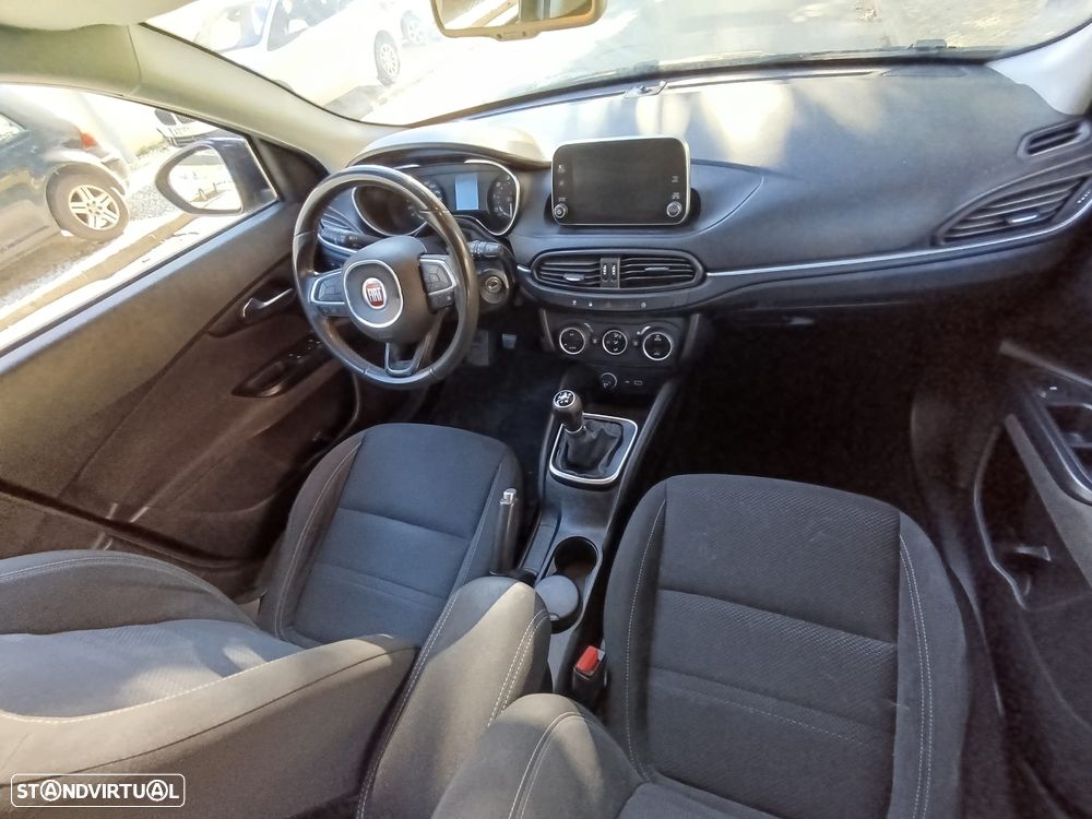 Fiat Tipo Station Wagon 1.3 MultiJet - 19