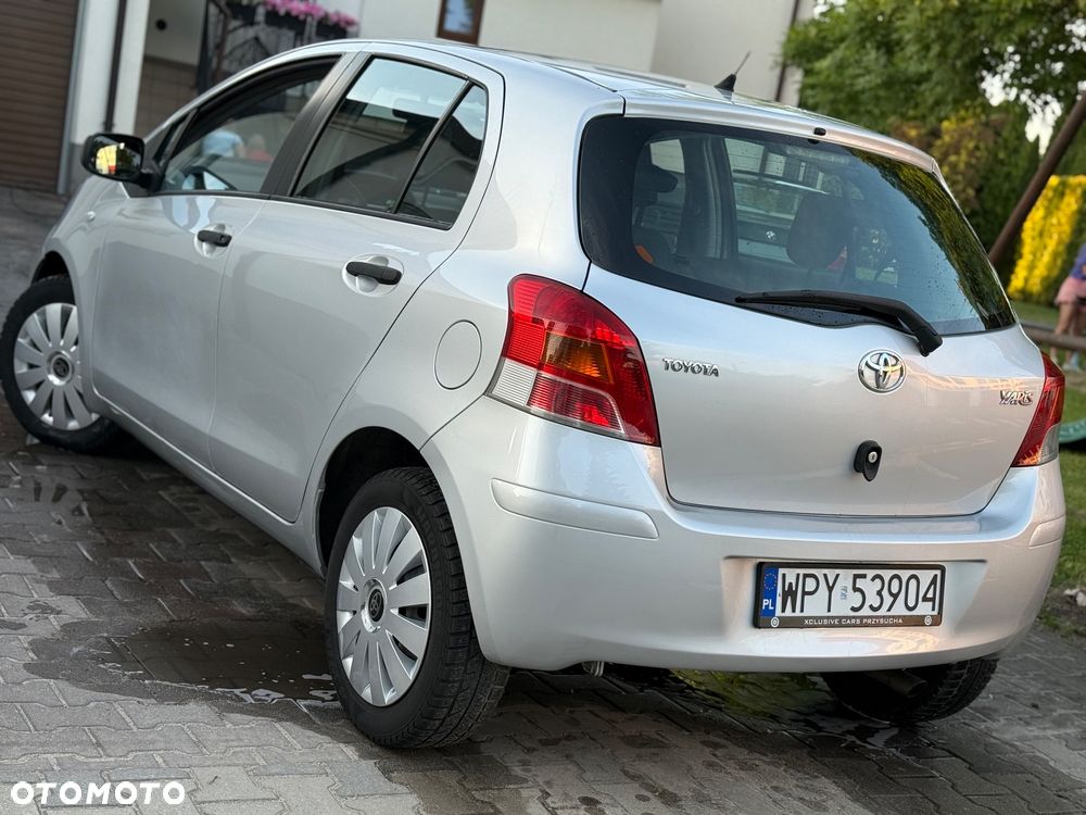 Toyota Yaris 1.33 2010 - 4