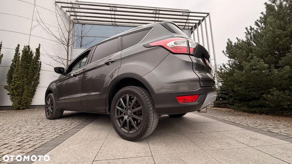 Ford Kuga 2.0 TDCi 4x4 Vignale - 4
