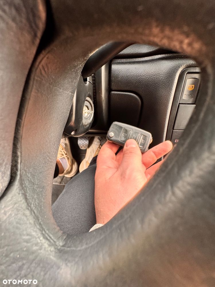 Volkswagen Passat 2.0 Basis - 19