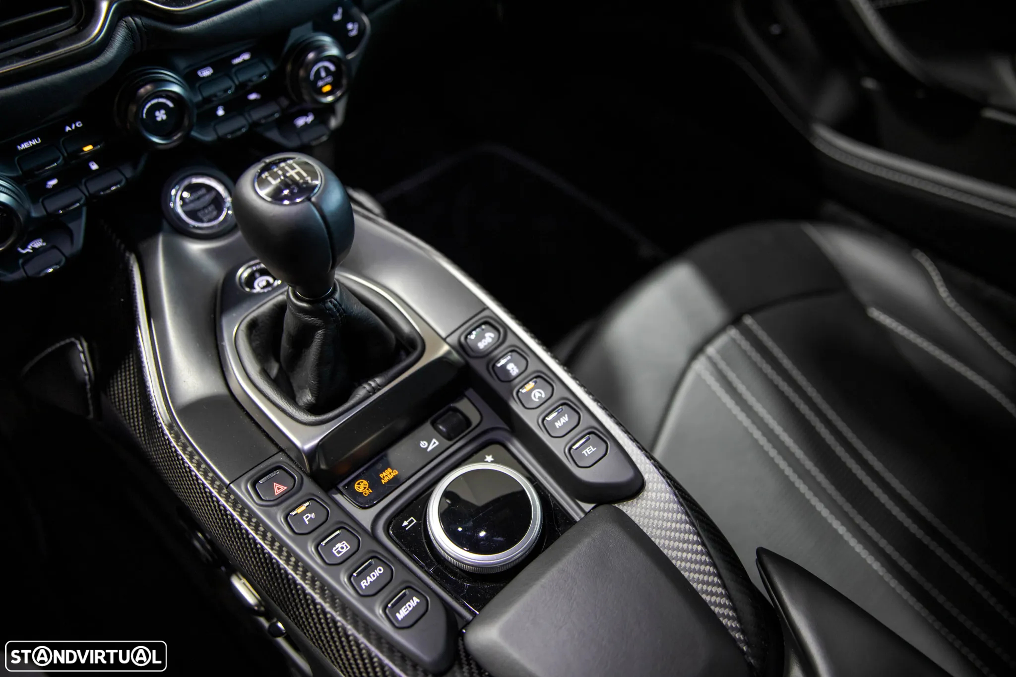 Aston Martin Vantage Coupe V8 AMR - 20