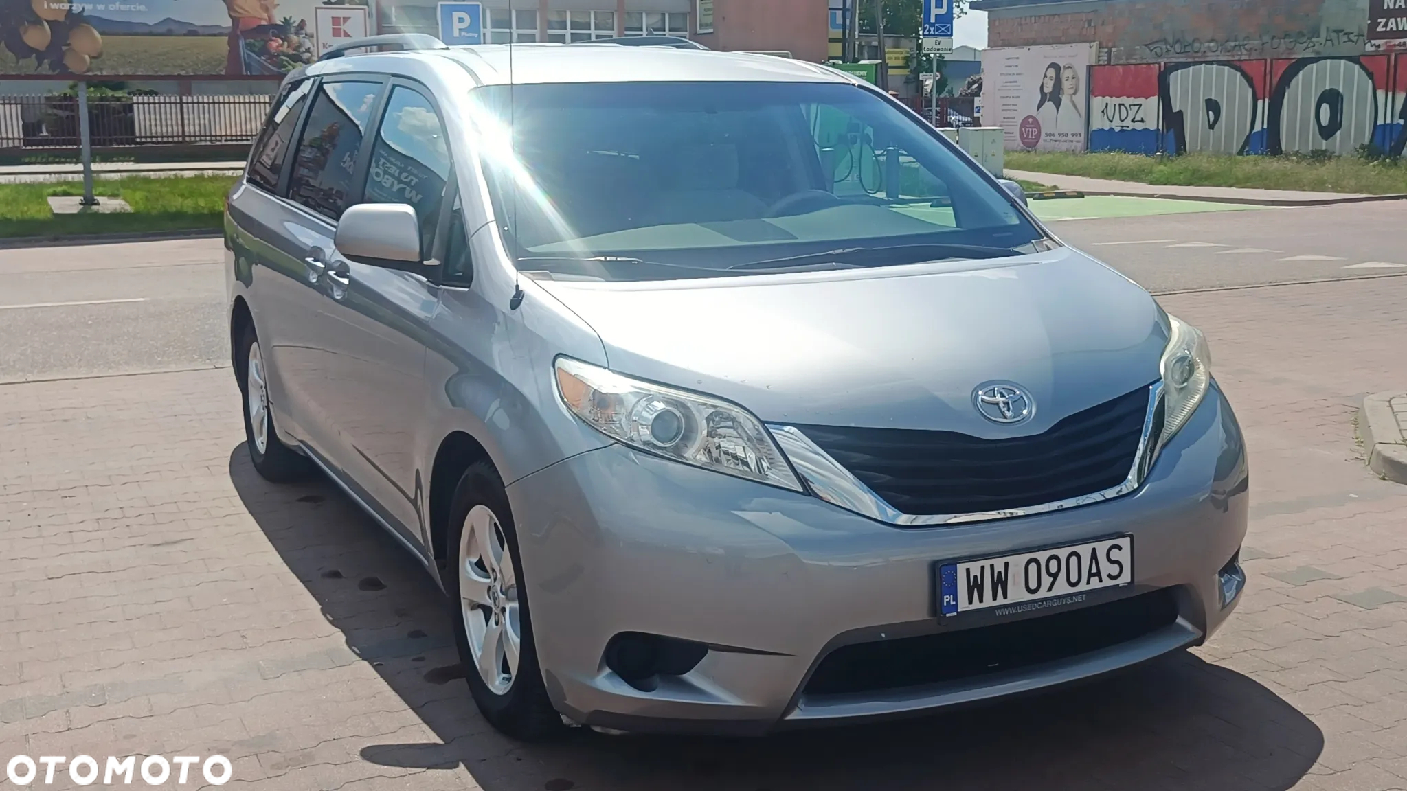 Toyota Sienna 3.5 V6 SE - 4