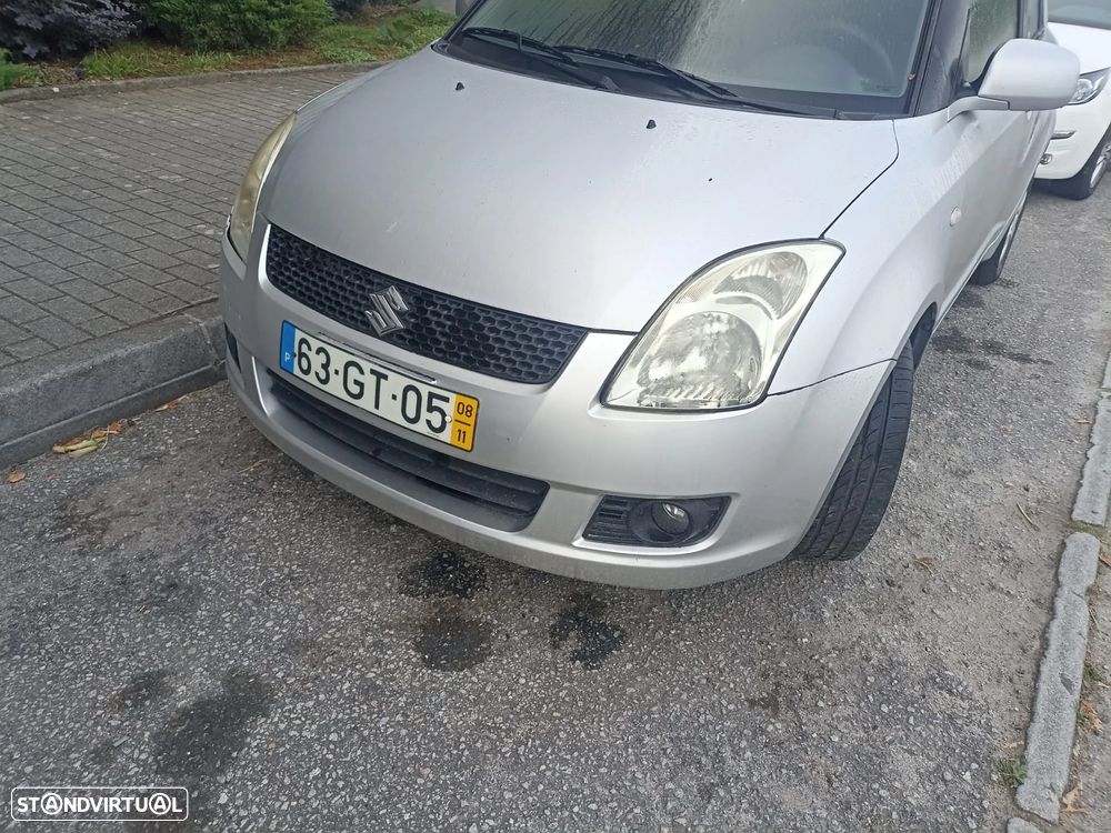 Suzuki Swift 1.3 DDiS GL - 10