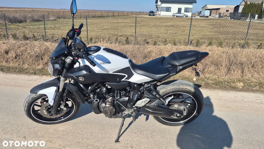 Yamaha MT - 3