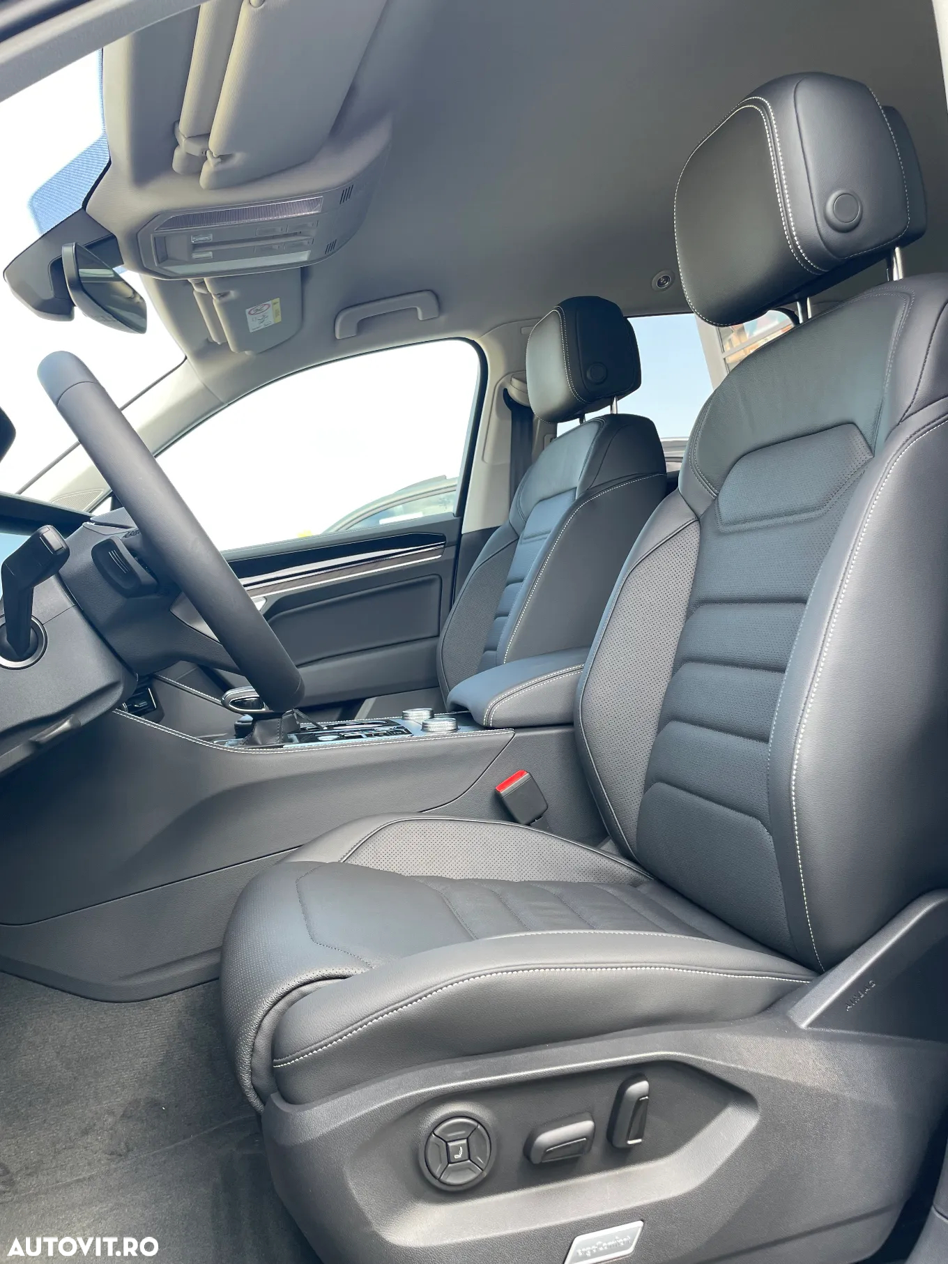 Volkswagen Touareg V6 TDI Elegance - 15
