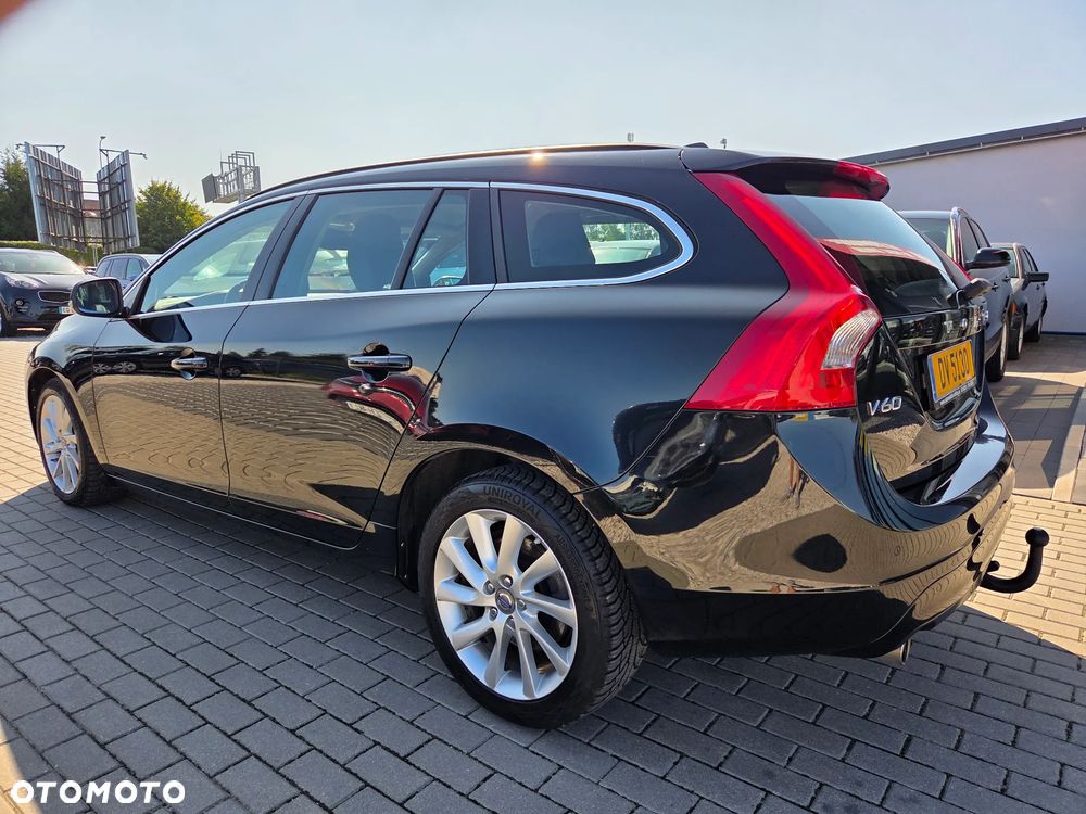 Volvo V60 D3 Geartronic Business Edition - 4