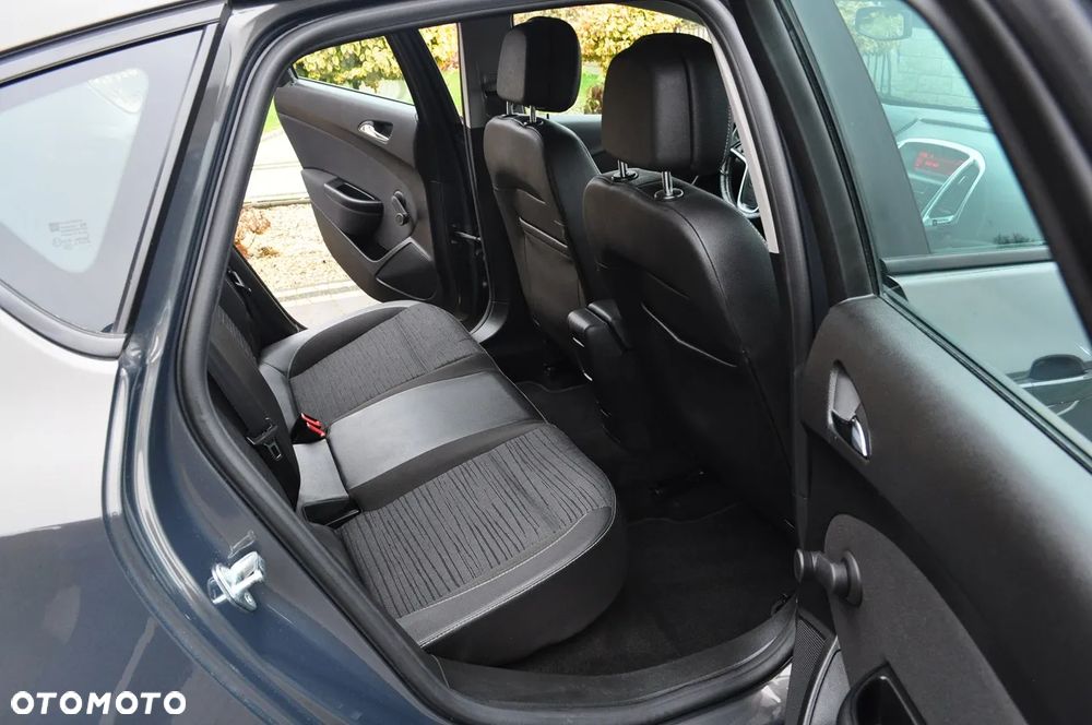 Opel Astra 1.4 Turbo Style - 9