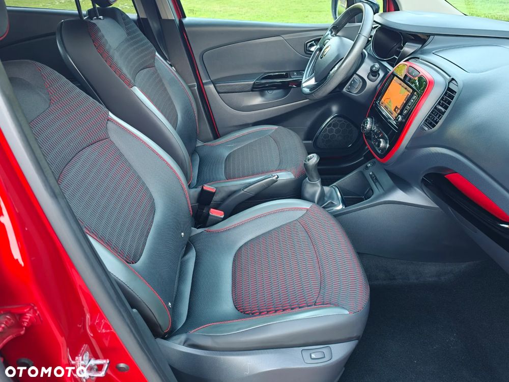 Renault Captur 0.9 Energy TCe Helly Hansen - 26