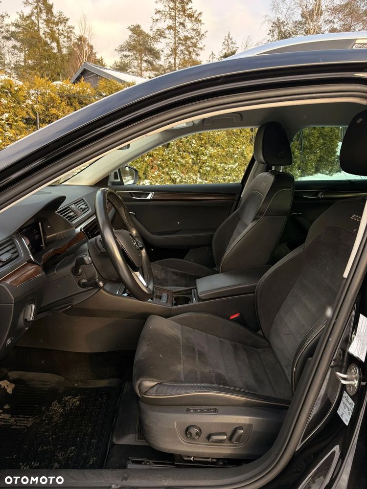 Skoda Superb 2.0 TSI 4x4 Scout DSG - 18