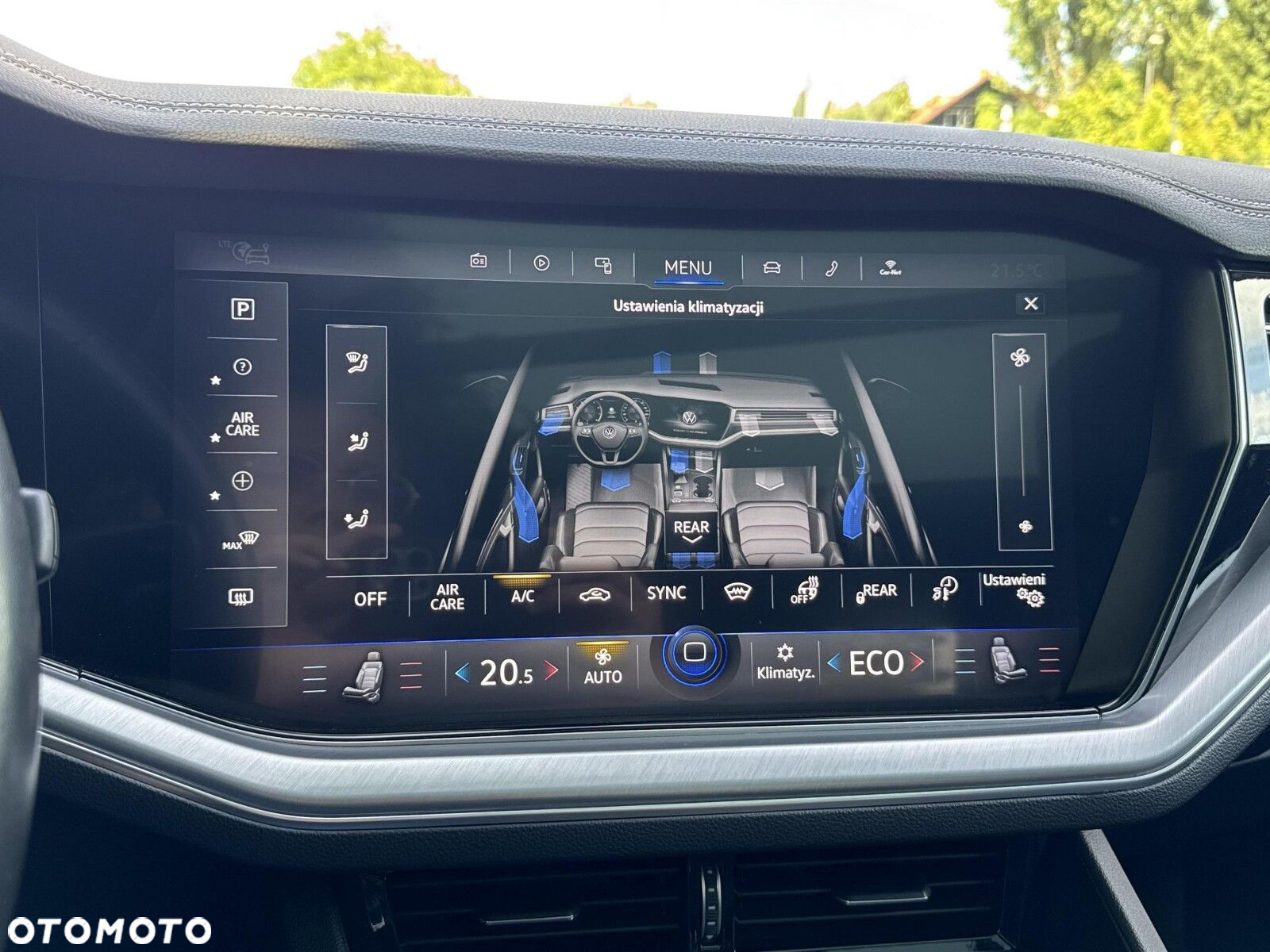 Volkswagen Touareg - 32