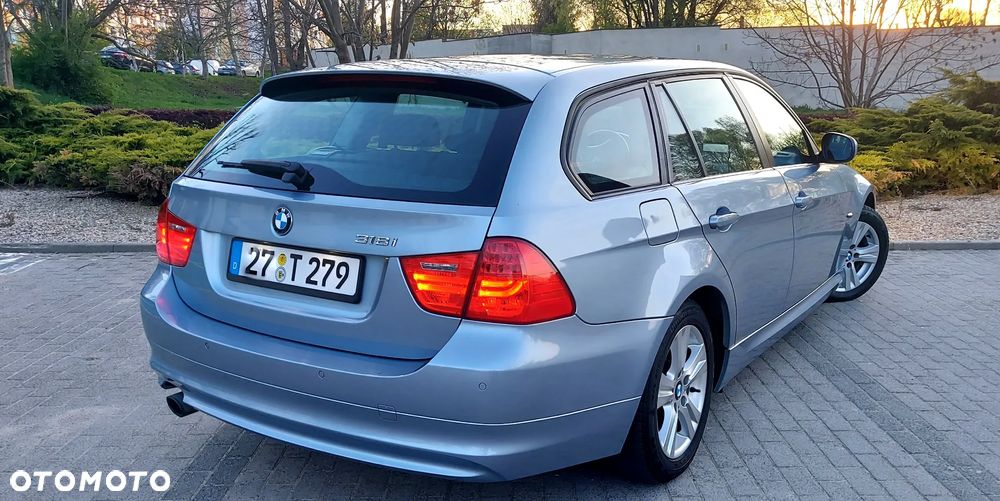 BMW Seria 3 318i Edition Exclusive - 9