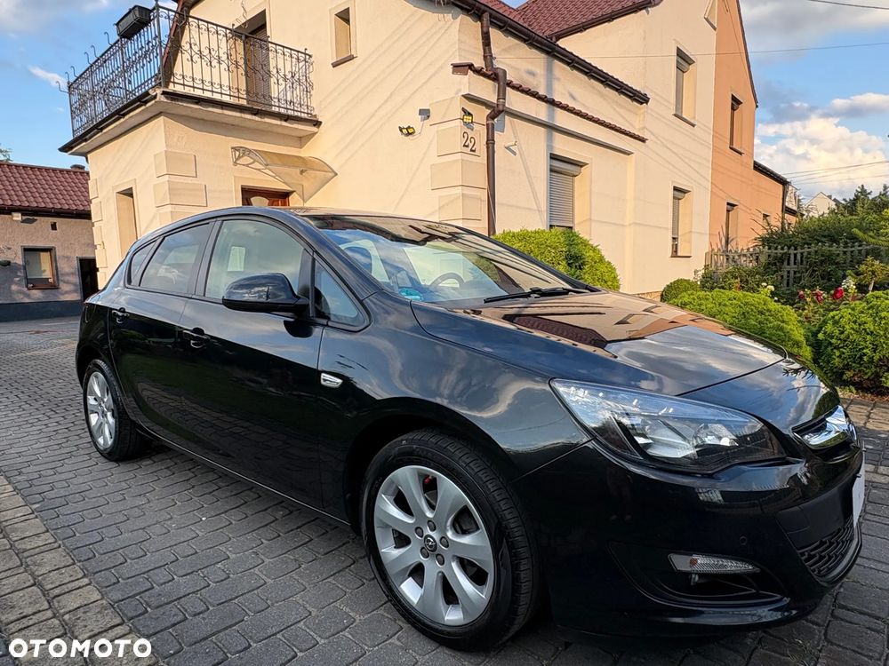 Opel Astra 1.4 Turbo Cosmo - 4