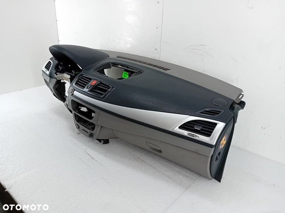 DESKA ROZDZIELCZA,KONSOLA PODUSZKI SENSOR PASY RENAULT MEGANE III ( 08-16 ) - 8