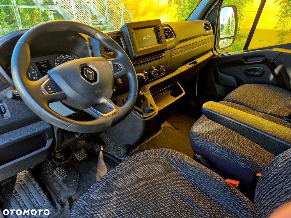 Renault Master - 18