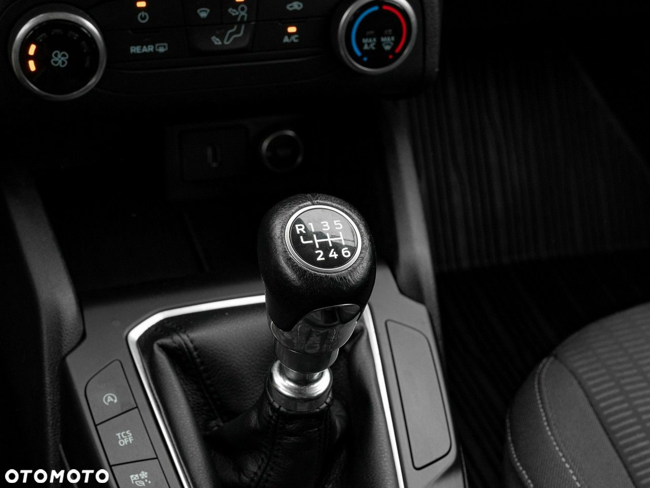 Ford Focus - 19