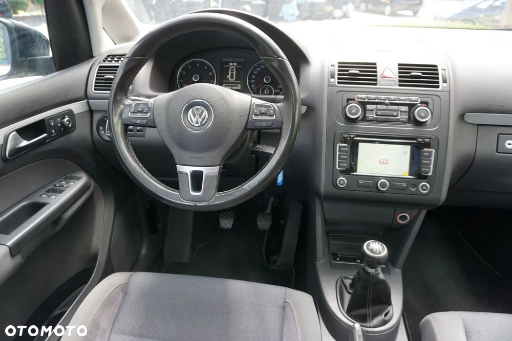 Volkswagen Touran 1.4 TSI STYLE - 15