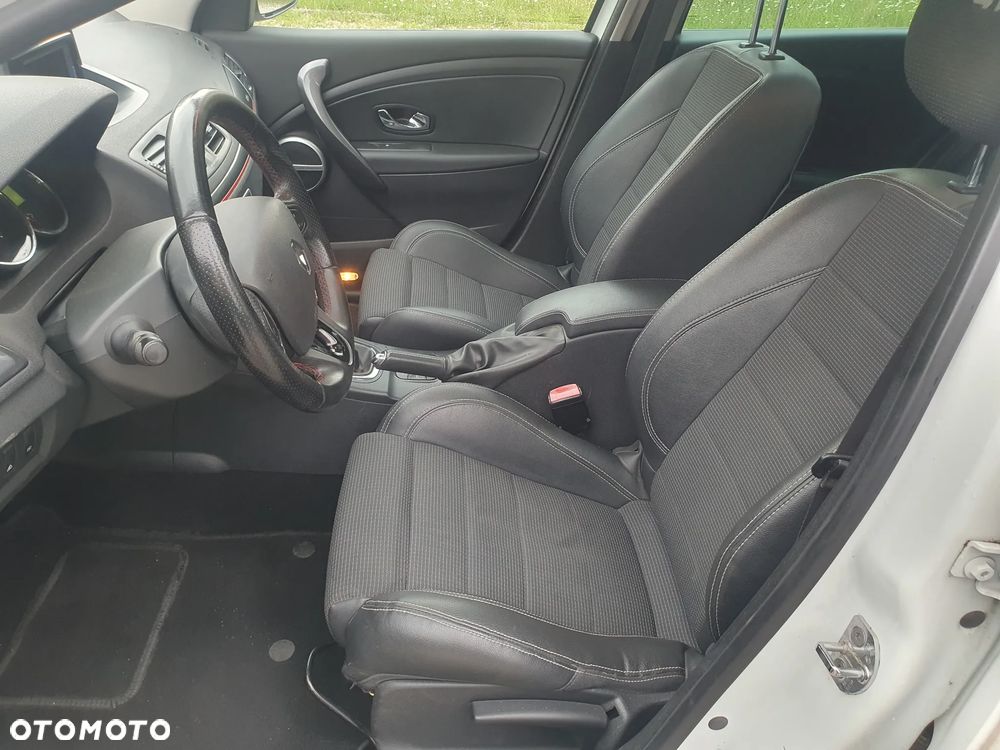 Renault Megane 1.5 dCi Bose Edition - 11
