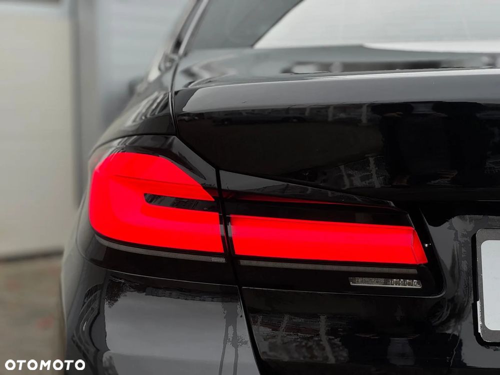 BMW Seria 5 520i - 9