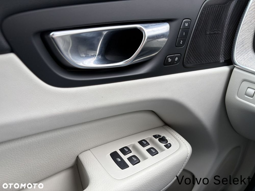 Volvo XC 60 - 16