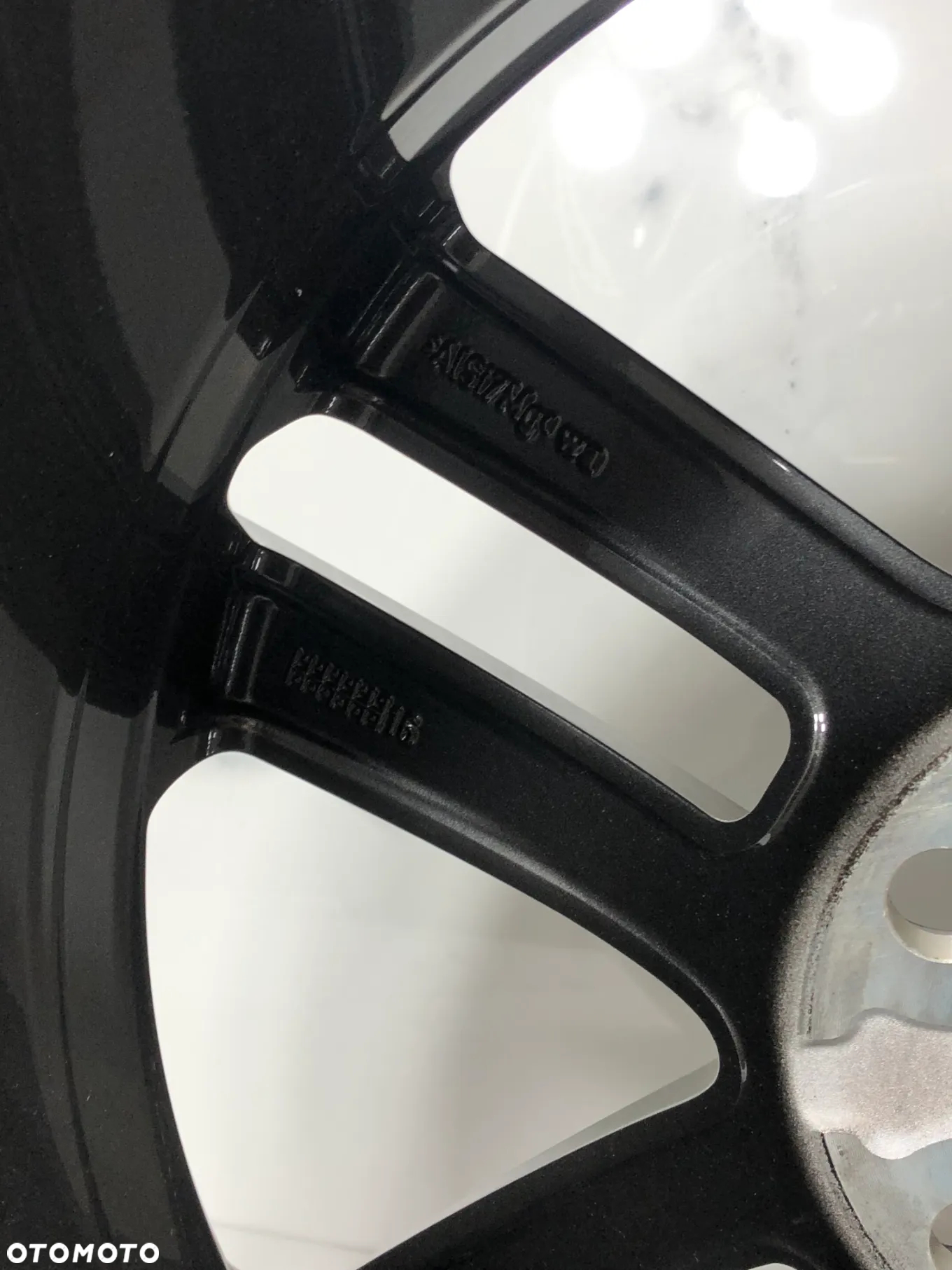 Felga Aluminiowa  Jaguar XE XF 7,5 j 18 cali et 46 GX7M-1007-DB  POTESTOWA MINIMALNY PRZEBIEG - 7