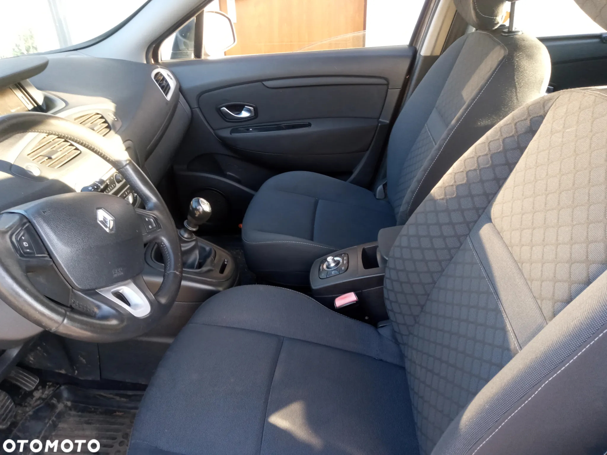 Renault Scenic - 9
