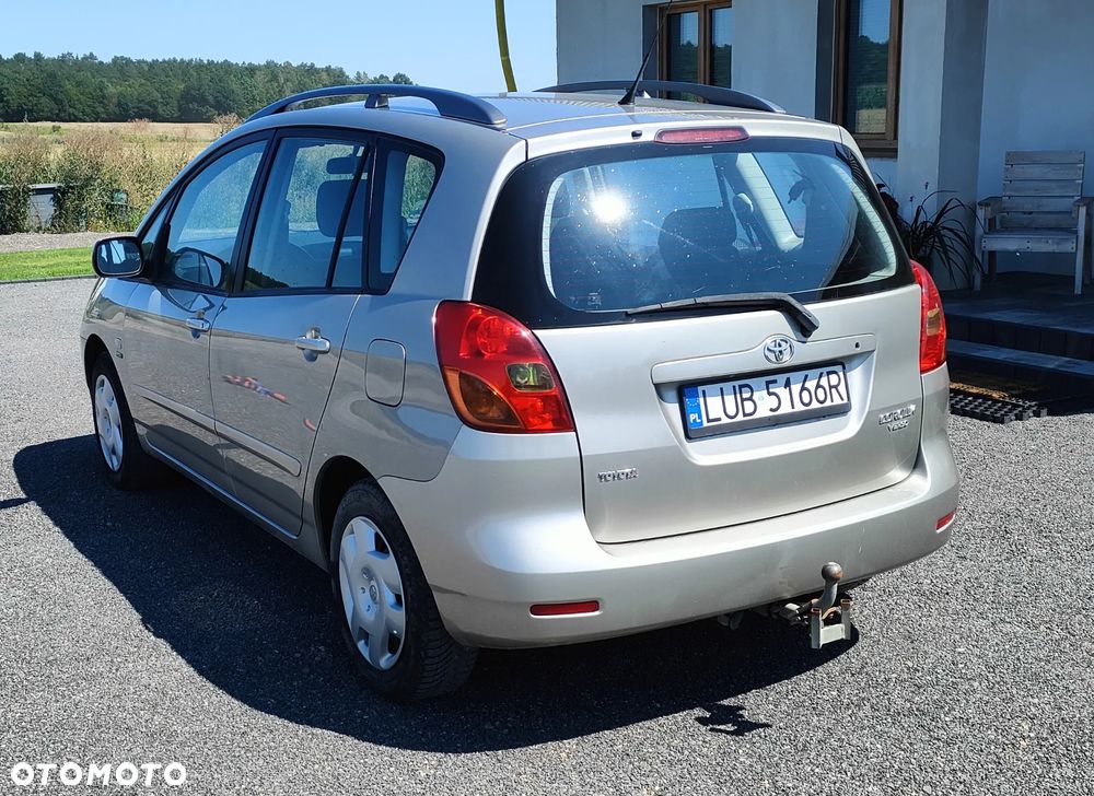 Toyota Corolla Verso 1.6 Terra - 4